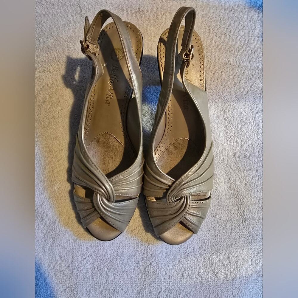 Women's Tan Slingback Sandals